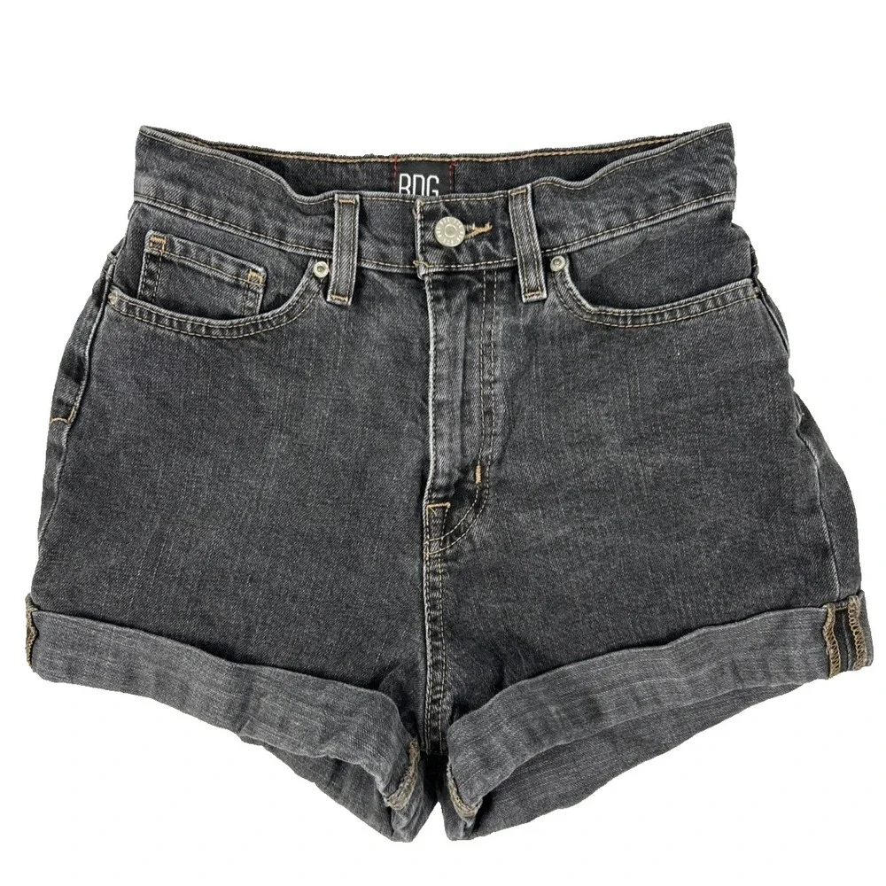 BDG Urban Outfitters Women's Shorts 24 Mom High-Rise Cuffed‎ Denim Black
